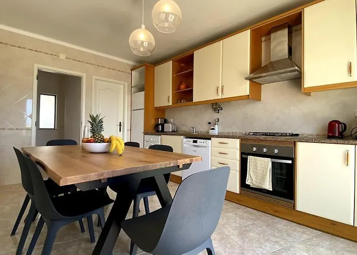 By Coral Apartman Alvor